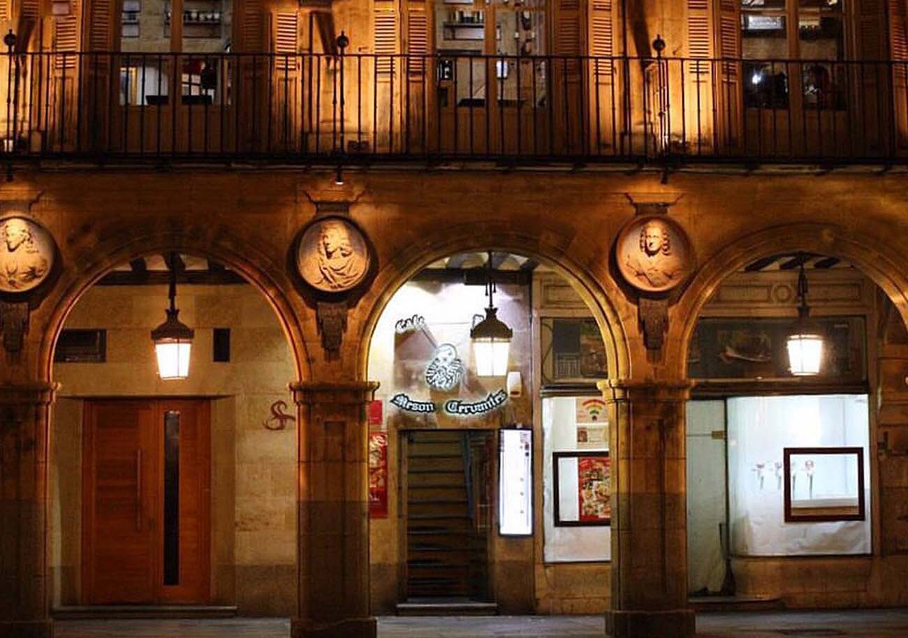 Ruta de Tapas en Salamanca: Los Mejores Bares y Restaurantes